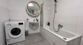 Brilliant Souterrain Apt - Prter Amuesement Park - Image 4