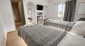 Babis Hotel - Image 2