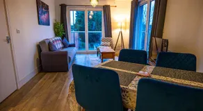 Spacious 2 Bedroom Apartment in Crawley - Image 3