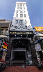 Vương Quốc 3 Hotel - Image 1