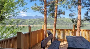 Nomad Hill Cabins - Image 3
