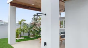 The Elements l Earth l 4 Stunning Apartments each with Private Outdoor Dining l Walk to the Beach l Event Friendlyl Wifi l Netflix l Outdoor Shower l Communal BBQ Pavilion and Lawn Area l - Image 5