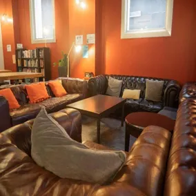 Big Backpackers Hostel - Image 5