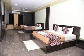 Hotel Mayank - Image 2