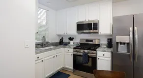 Luxury At Pier Avenue - Image 5