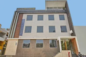 Townhouse Golden Frame near sec 62 noida - Image 5