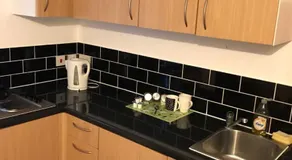 BOOK NOW 'Say Yes' to Hatfield's Cheapest Rooms! Run FAR AWAY from expensive hotels! - Image 3