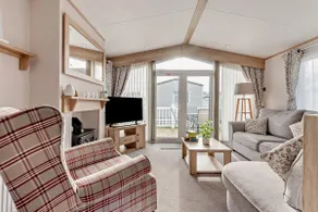 Vivian Lodge 2 Bedroom New Forest Holiday Home Hoburne Bashley - Image 2