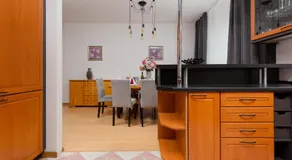 Zweistöckige Wohnung | 3 Schlafzimmer | Garagenstellplatz - Image 3
