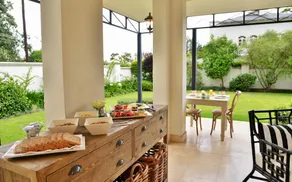 Hyde Park Retreat - Image 3