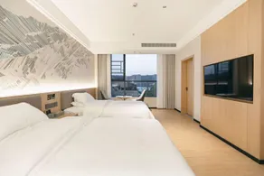 Century Pearl L Hotel - Image 2