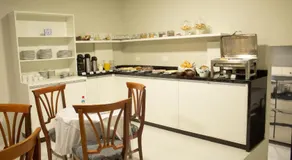 Hotel Colonia - Image 4