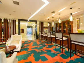 Chengdu x Langzhong Hotel (Chengdu Railway Station East Station Yinghui Road Subway Station Store) - Image 2