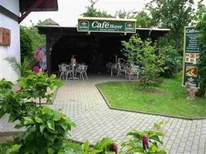 Cafe Hoyer Pension und Appartements - Image 3