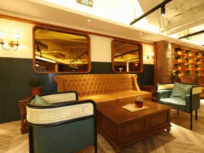James Joyce Coffetel Tianjin Railway Station North Square - Image 4