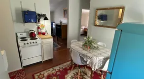 Two bedroom, living/dining room - Image 3