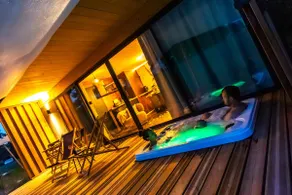 Luxury lodge with private spa - Auvergne - Image 4