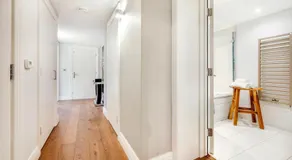 Aircon 2 Bedr, 3 Beds, 2 Bath Covent Garden, Subway - Image 4
