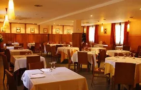 Hotel Pirineos - Image 4