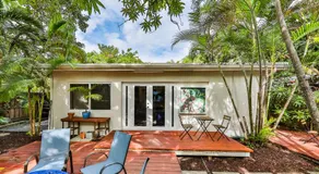Garden botanical Villa with jacuzzi - Image 4