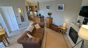 Swallow Barn - Image 2