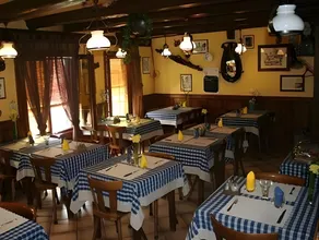 Hôtel Restaurant Zum Schnogaloch - Image 4