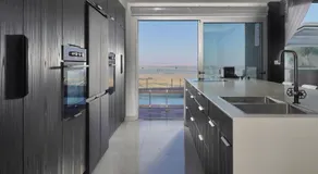Villa Aqua Boutique - Image 4