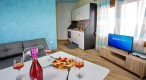 Rent House Karavi - Image 2