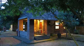 Clayfingers Art Cottage - Image 4