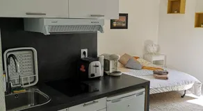 L6 - Green and premium flat close Paris - WIFI & NETFLIX - Image 4