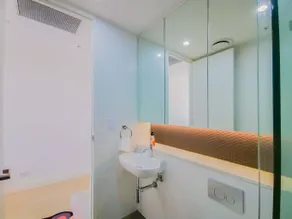 Burwood Studio, Entire Studio with Ensuite toilet and kitchen - Image 3