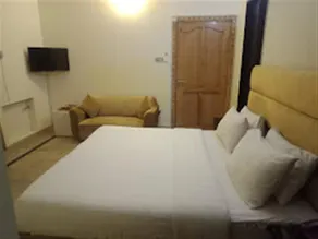 Executive Royal Garden - Image 4