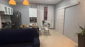 Casa com garagem e 2 quartos - Image 5