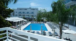Flisvos Beach Apartments - Image 2