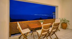 Vista Mare Villa by Estia - Image 4