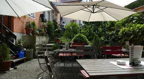 Hasi's Hotel - Image 3