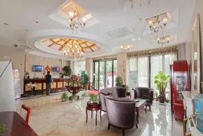 GreenTree Inn JiangSu WuXi YangJian XiHu Road Express Hotel - Image 2