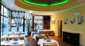 Plaza Real by Atlantichotels - Image 2