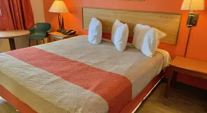 Scottish Inns and Suites- Bordentown, NJ - Image 2