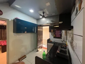 Dazzling 3BHK | For Coldplay concert - Image 5