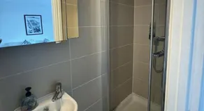 Fun Energetic Oasis in Islington - Sleeps6 - Image 4