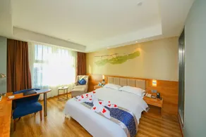 Foley Holiday Hotel - Image 2