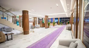 Blue Tower Hotel Apartments - Image 3