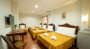 Casañas Suites - Image 2