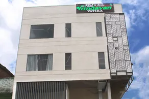 Hotel Vrindavan Vatika - Image 2