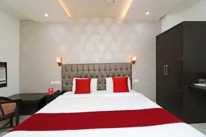 OYO Hotel Idea Inn - Image 2