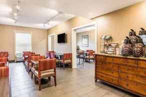 Comfort Inn & Suites Staunton - Image 4