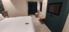 Hotel Natraj Guest House - Image 4