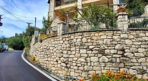 AGAPI Holiday House - Image 3