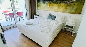 Beautiful Flat with garden view, terrace and parking-105 - Image 2